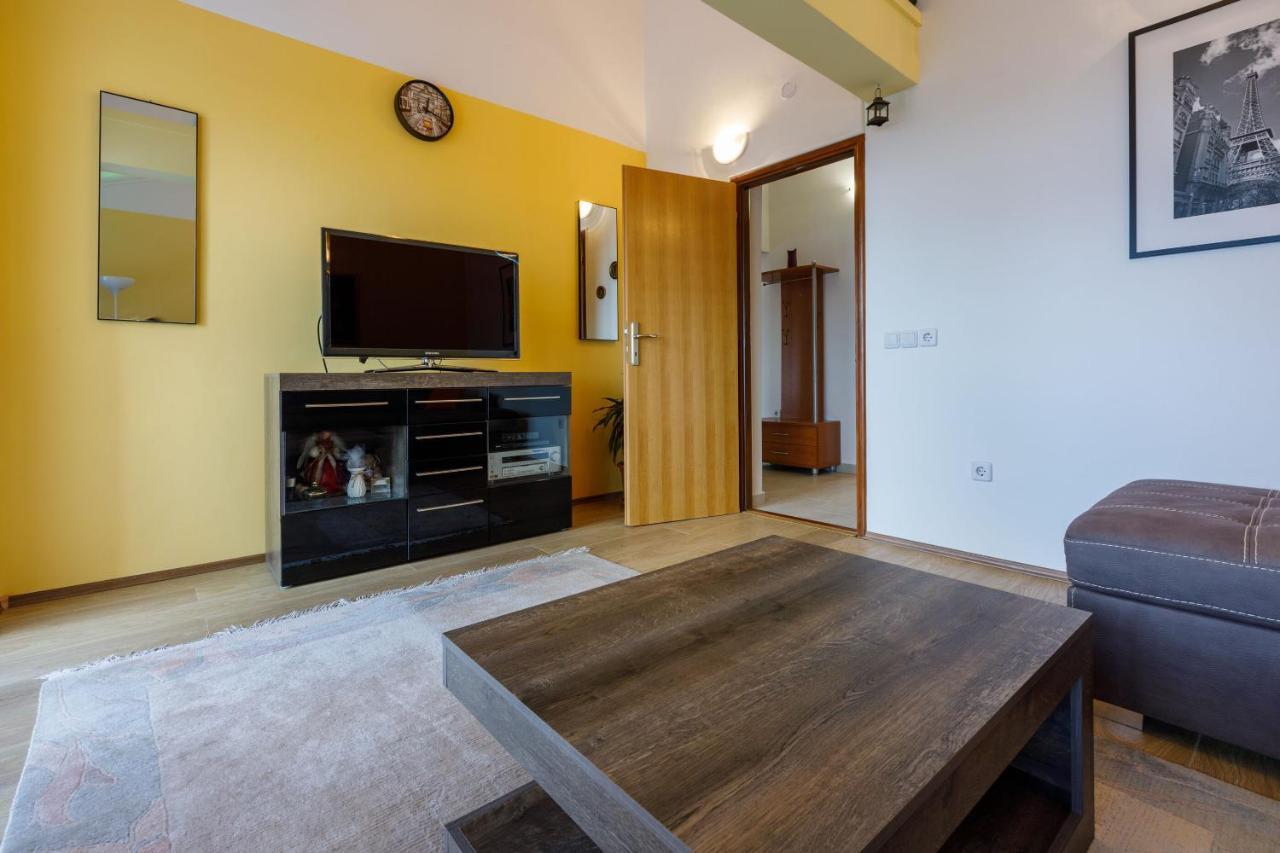 Apartments Dolloree Dramalj Extérieur photo